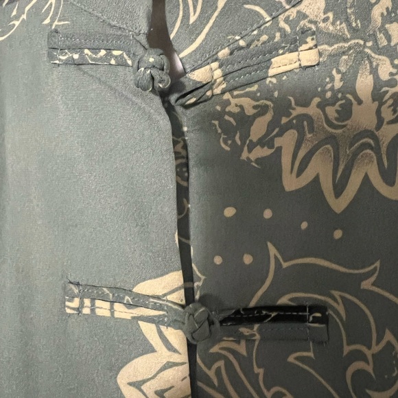 Aris A Silk Asian Kimono Inspired Jacket - Picture 2 of 14